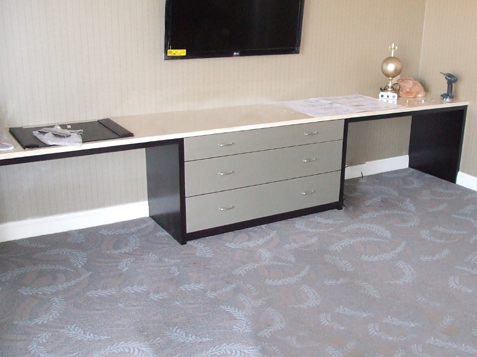 Master BR Suite Desk