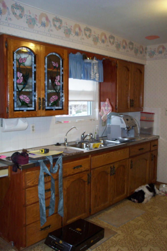 Sink-Wall-Before