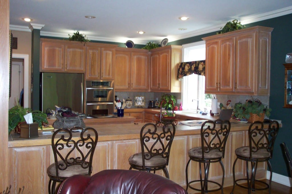 Overall-Kitchen-Before