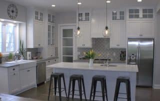 cabinet refacing company